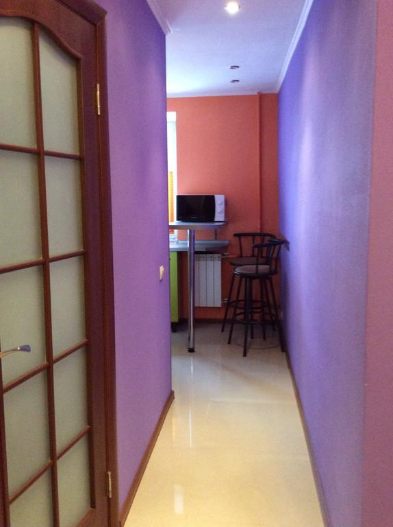 Apart Na Himnaziinoi Naberezhnii Apartamento Carcóvia Exterior foto